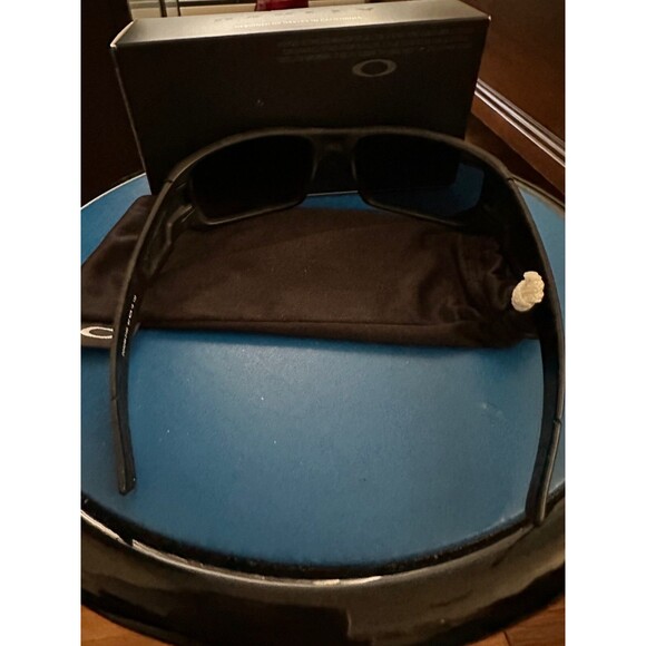 NWT Oakley OO9239-06 Crankshaft Sunglasses Matte Black / Black Iridium Polarized - Picture 4 of 6